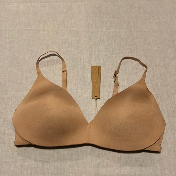 SKIMS Wireless Form Push-Up Plunge Bra clay Size 36B - Picture 1 of 3